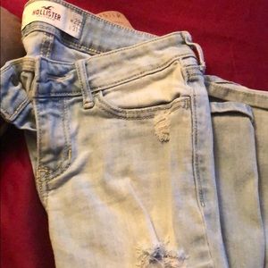 Hollister jeans worn one time just to try on